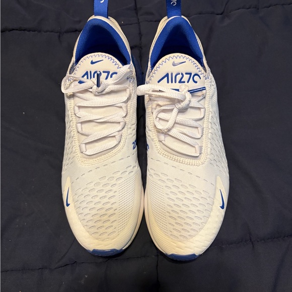 Nike Air Max 270 - Picture 2 of 3